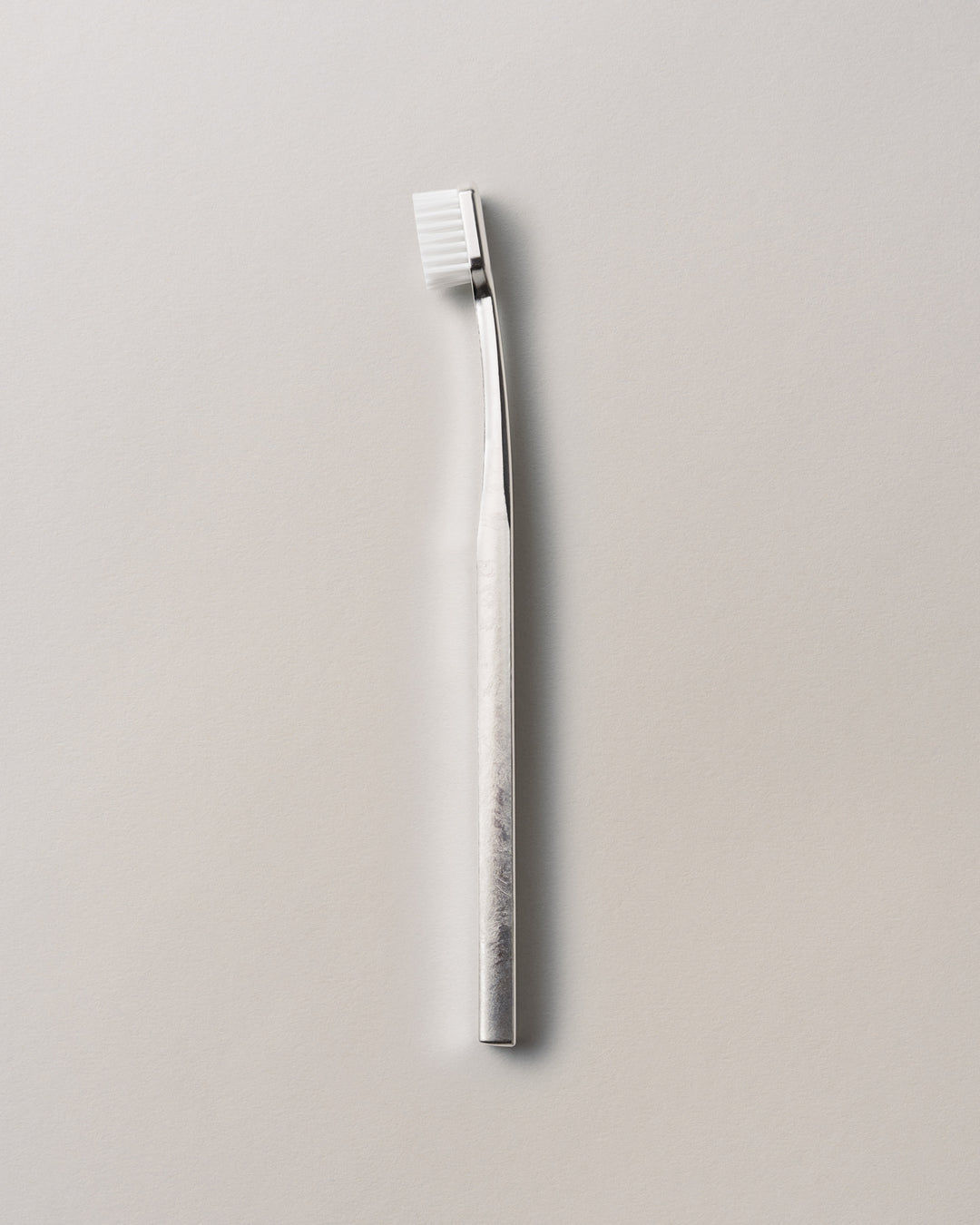 TOOTHBRUSH SILVER/WHITE